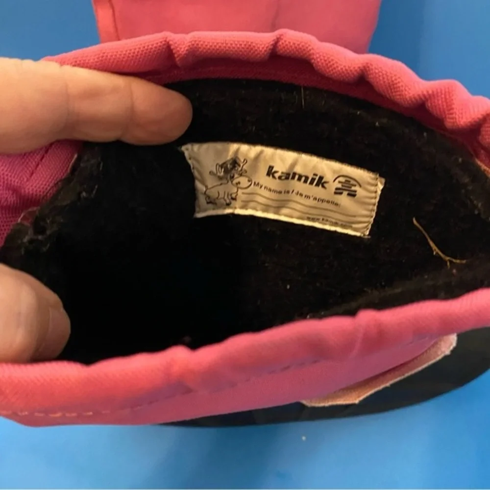Kamik Boots Girls Size 4 Slip‎ On Pink Black Snow Boot
